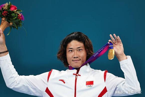 开云-张之臻2025世界排名连续下跌，和其他六人上另类榜单