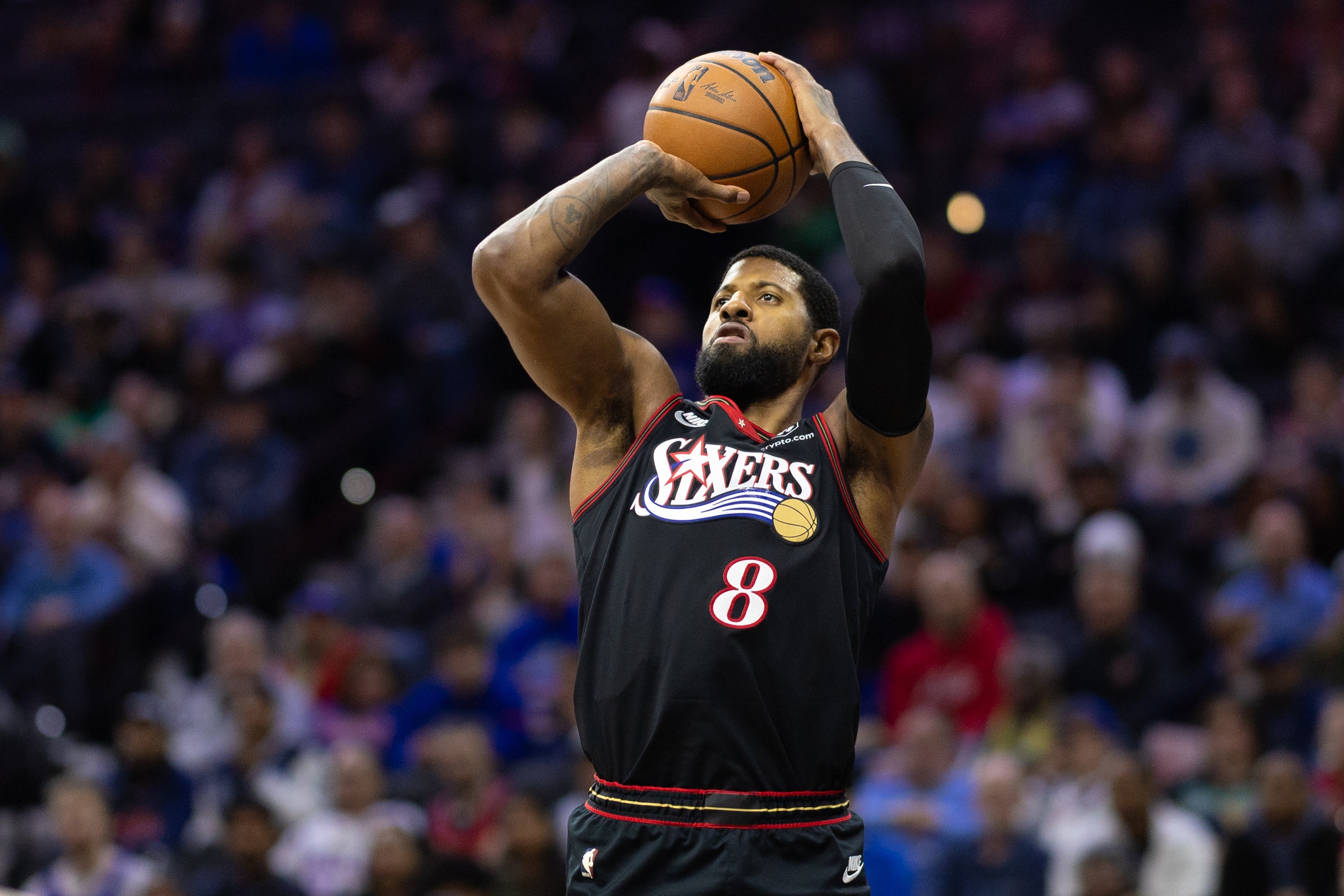 开云在线-铁但末节独得10分！乔治21中8&amp;三分7中0拿到18分9板3助3断2帽