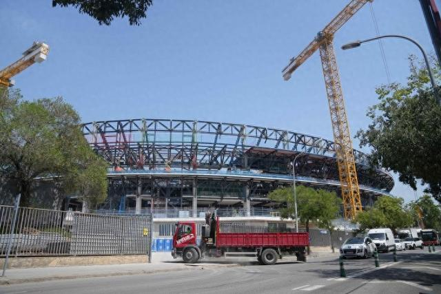 每体:没能及时重返诺坎普球场引起巴萨会员的不满