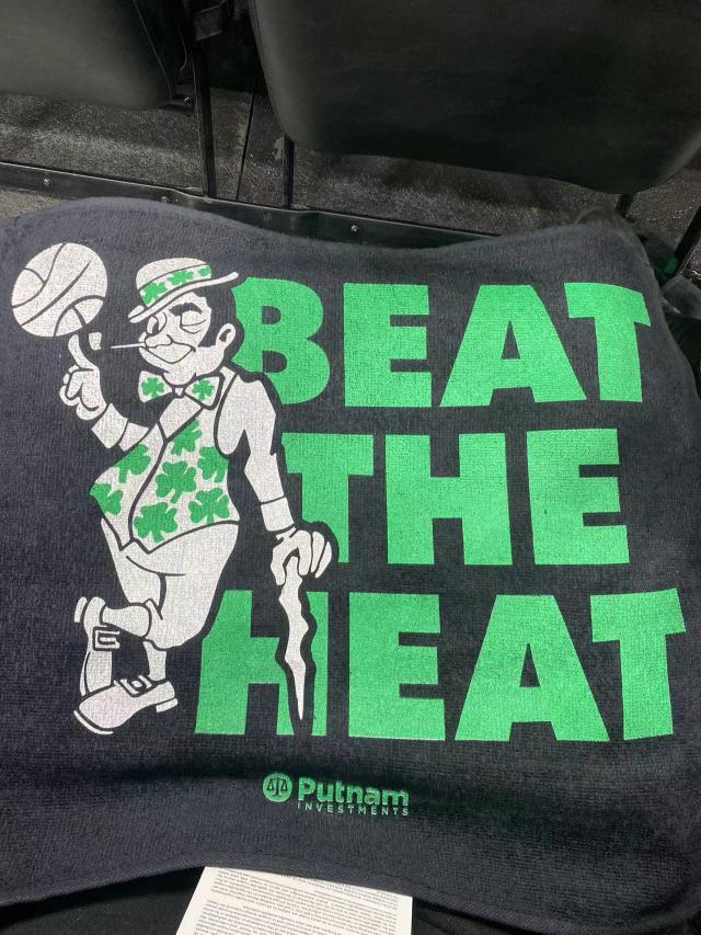 开云登录-【现场】绿军再次痛失主场 布朗欲摘面具寻求反弹