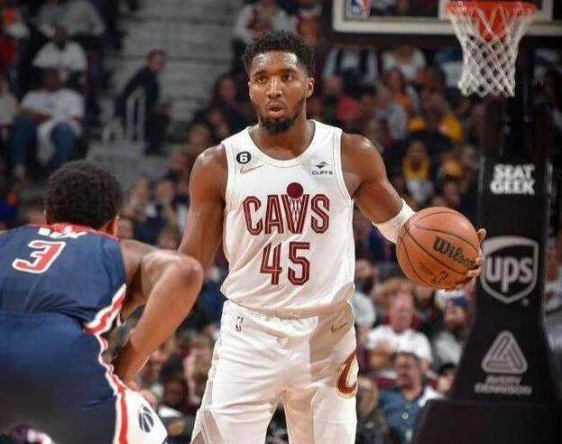 1676909923807060844.jpg 开云APP-放弃拉夫非坏事!骑士冲刺阶段更专注:挑战3大劲旅