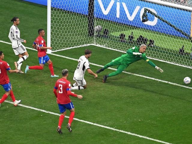 1669943162779062788.jpg 开云在线-从封神到“作”下神坛,弗利克要为德国队的灾难埋单