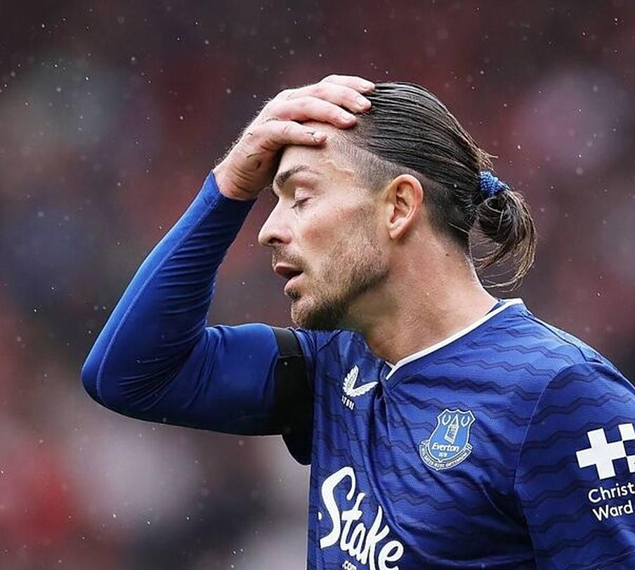 开云登录-伤缺3月！格拉利什受伤给曼城敲响警钟 再不轮换哈兰德就是下一个