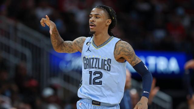 1666534389925069490.jpg 开云体育下载-莫兰特夏季苦练生效:三分更准了 冲MVP添砝码