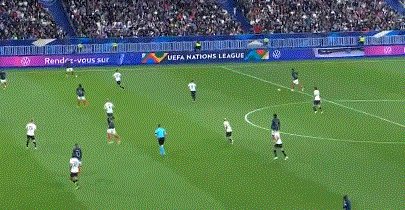 1663888891680008737.gif 【早报】克罗地亚争冠,法国保级,他们都有美好未来